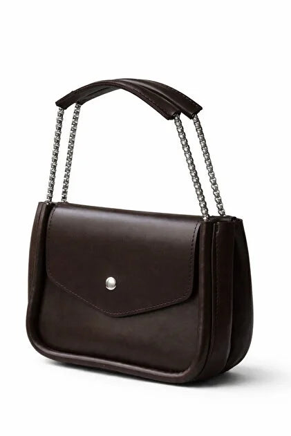 ORLA PARIS – Mini Sac à Main Chaîne – Marron Chocolat